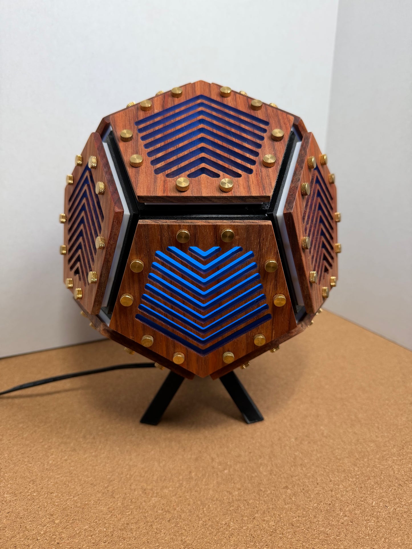 Dodeca Lamp - Padauk - Lines