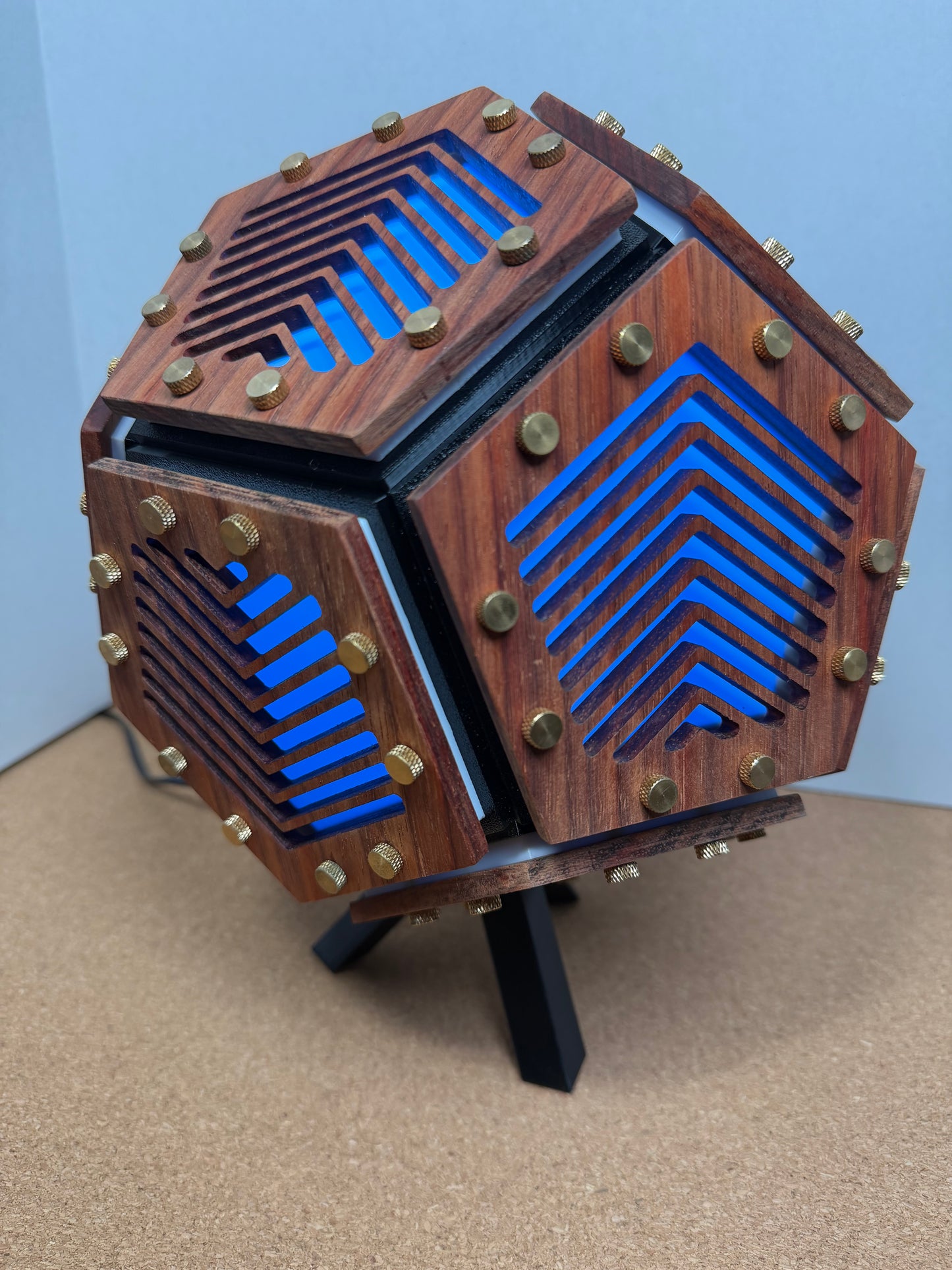 Dodeca Lamp - Padauk - Lines