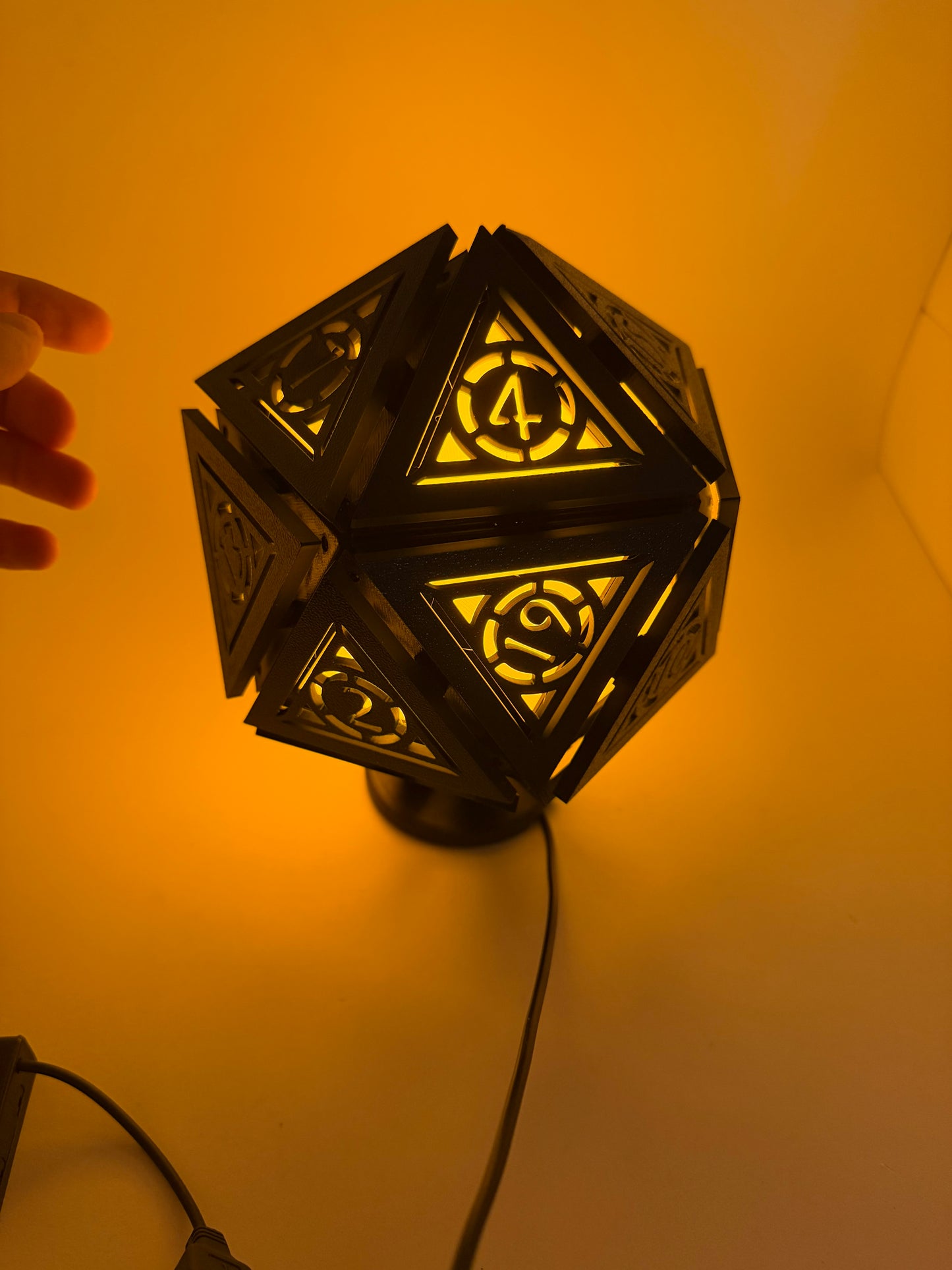 D20 mini lamp ( Orange Light )