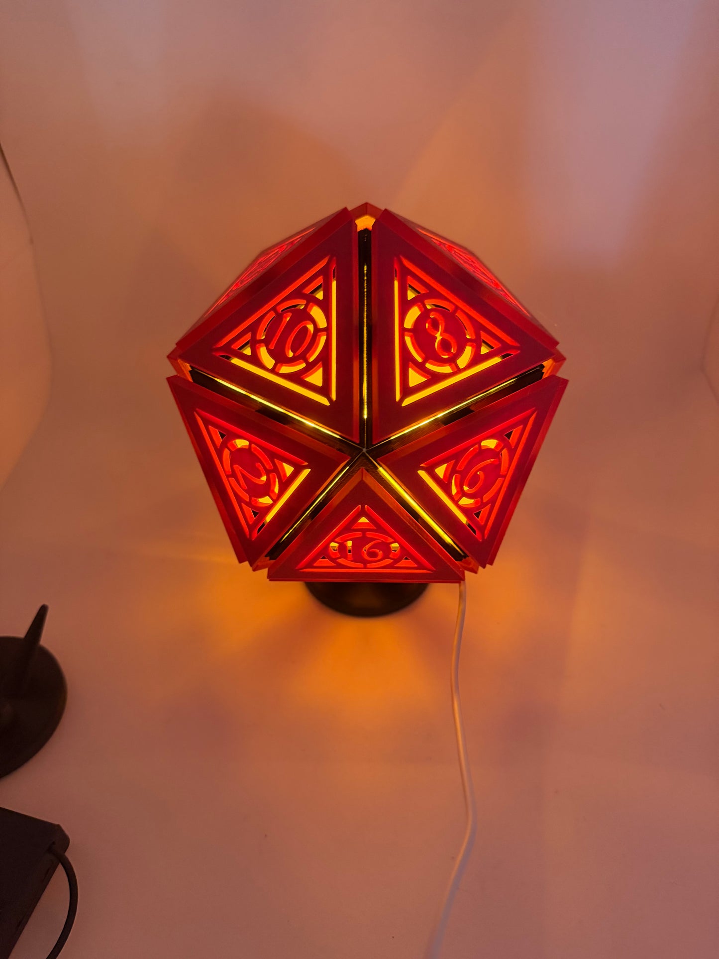 D20 mini lamp ( Orange Light )