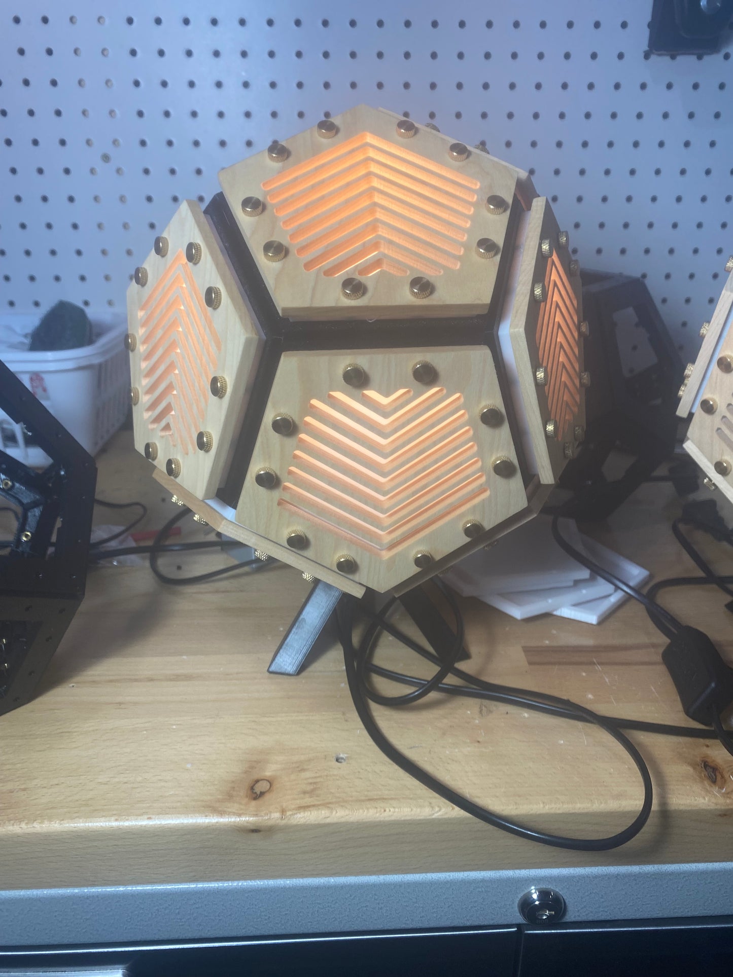 DODECA Lamp   - maple - Lines